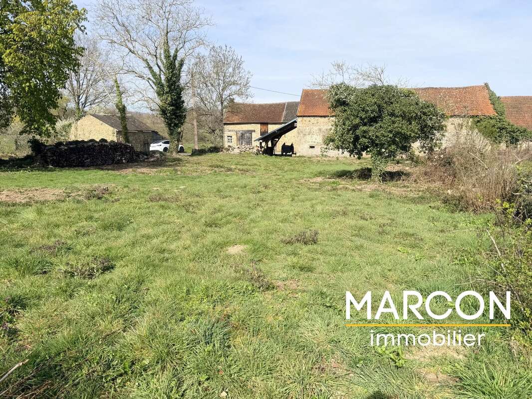 Maison à SAINTE-FEYRE