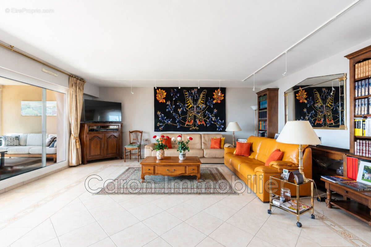 Appartement 141 m² à Mandelieu-La-Napoule  - photo 5