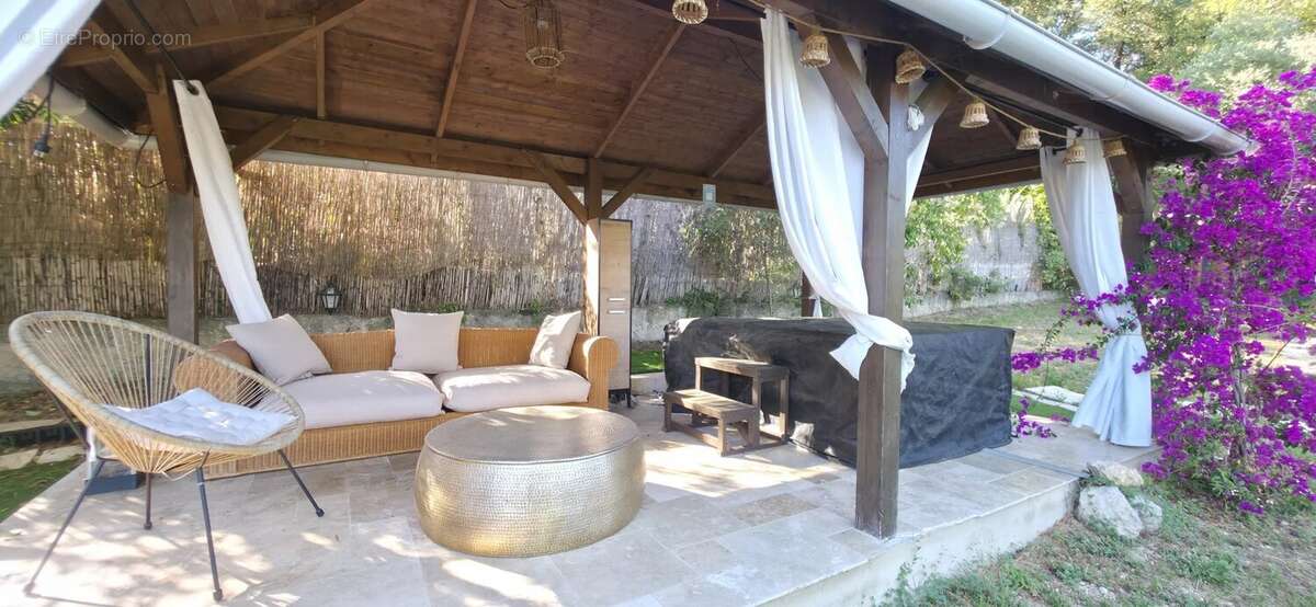 Maison à MOUGINS