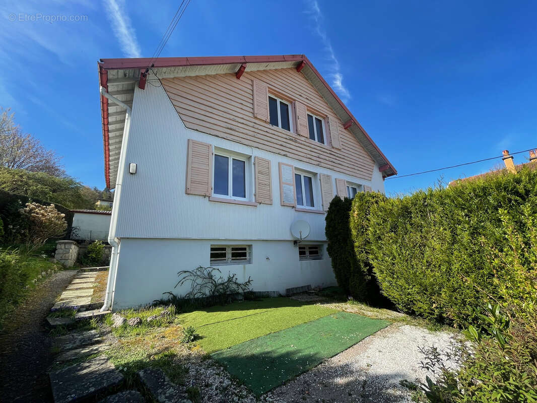 Maison à REMIREMONT