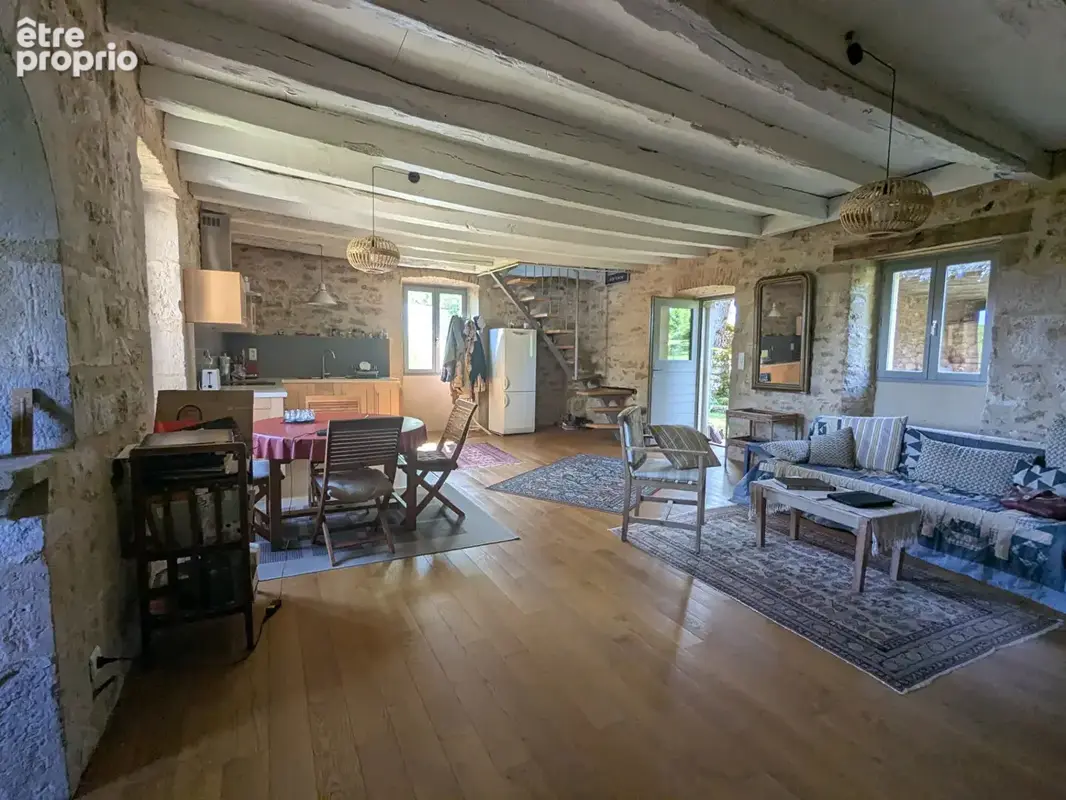 Maison en pierre avec dépendance - photo 16
