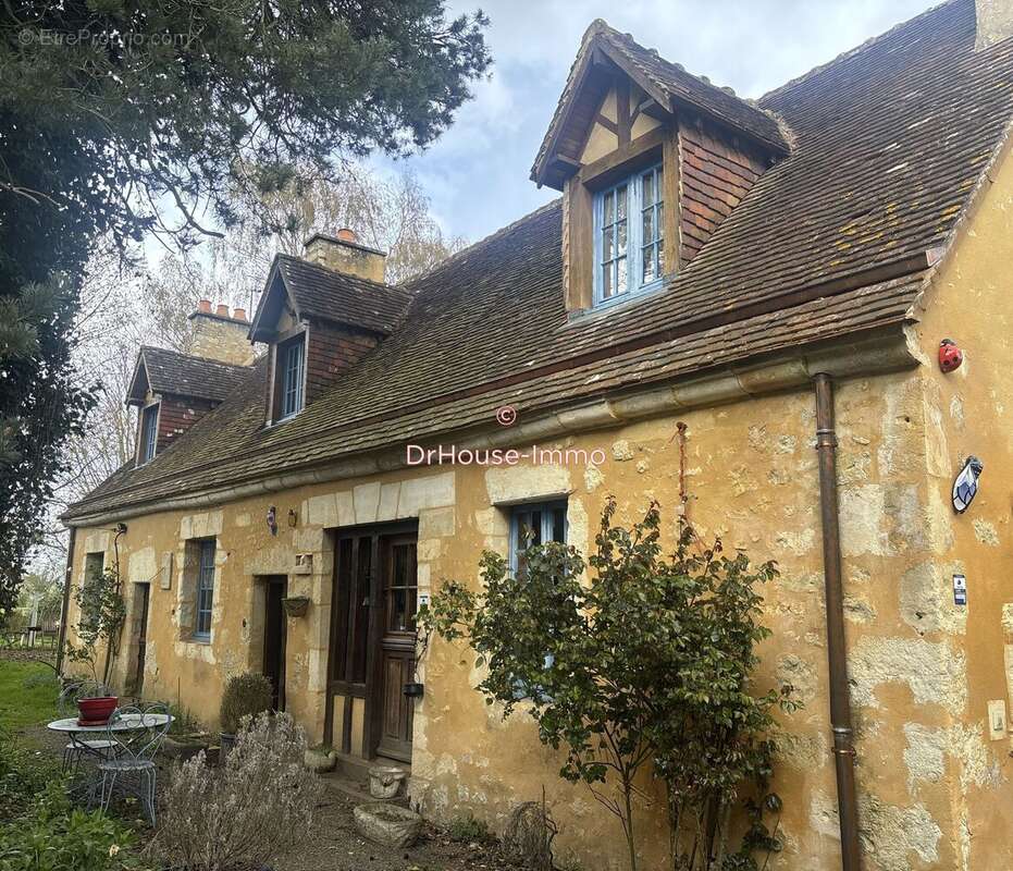 Maison à PREAUX-DU-PERCHE