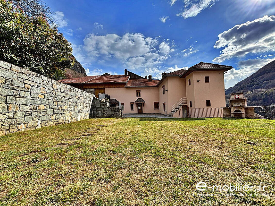 Maison à SAINT-MARCEL