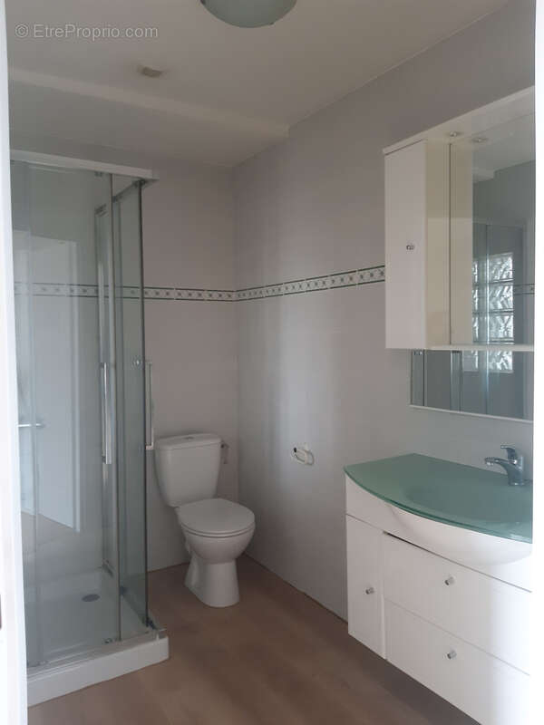 Appartement à LAY-SAINT-CHRISTOPHE