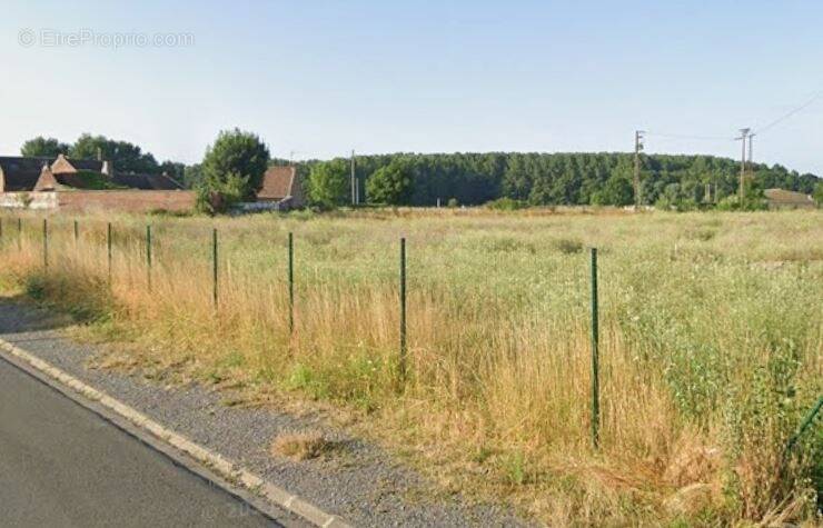 Terrain à RACHES
