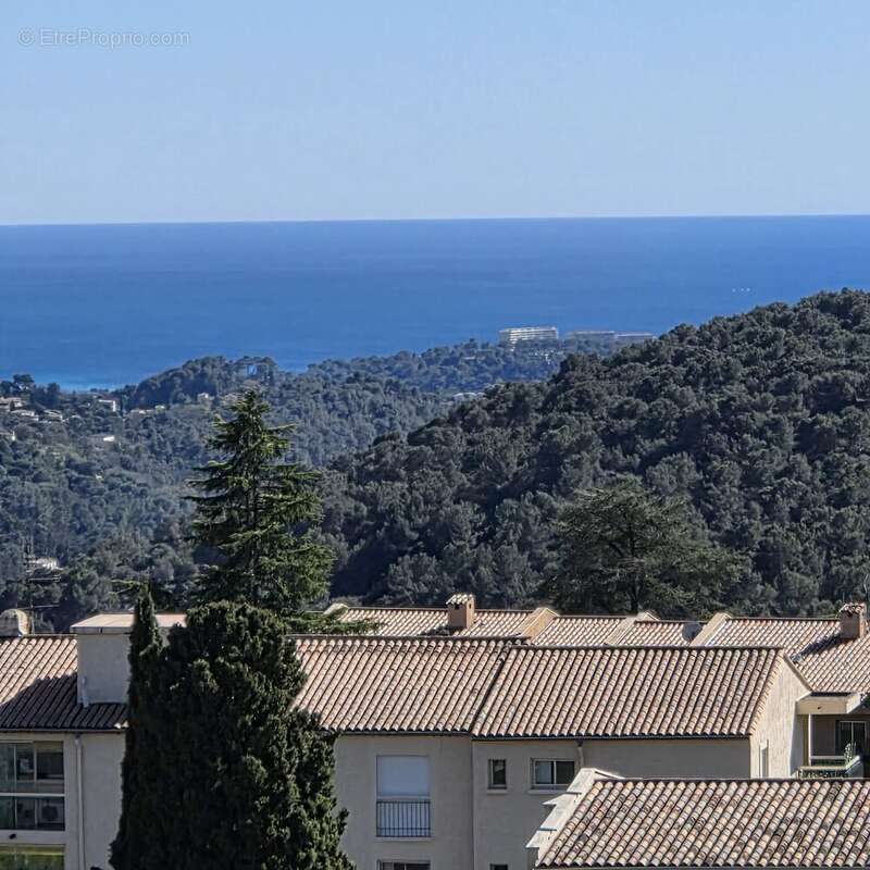 Appartement à VENCE