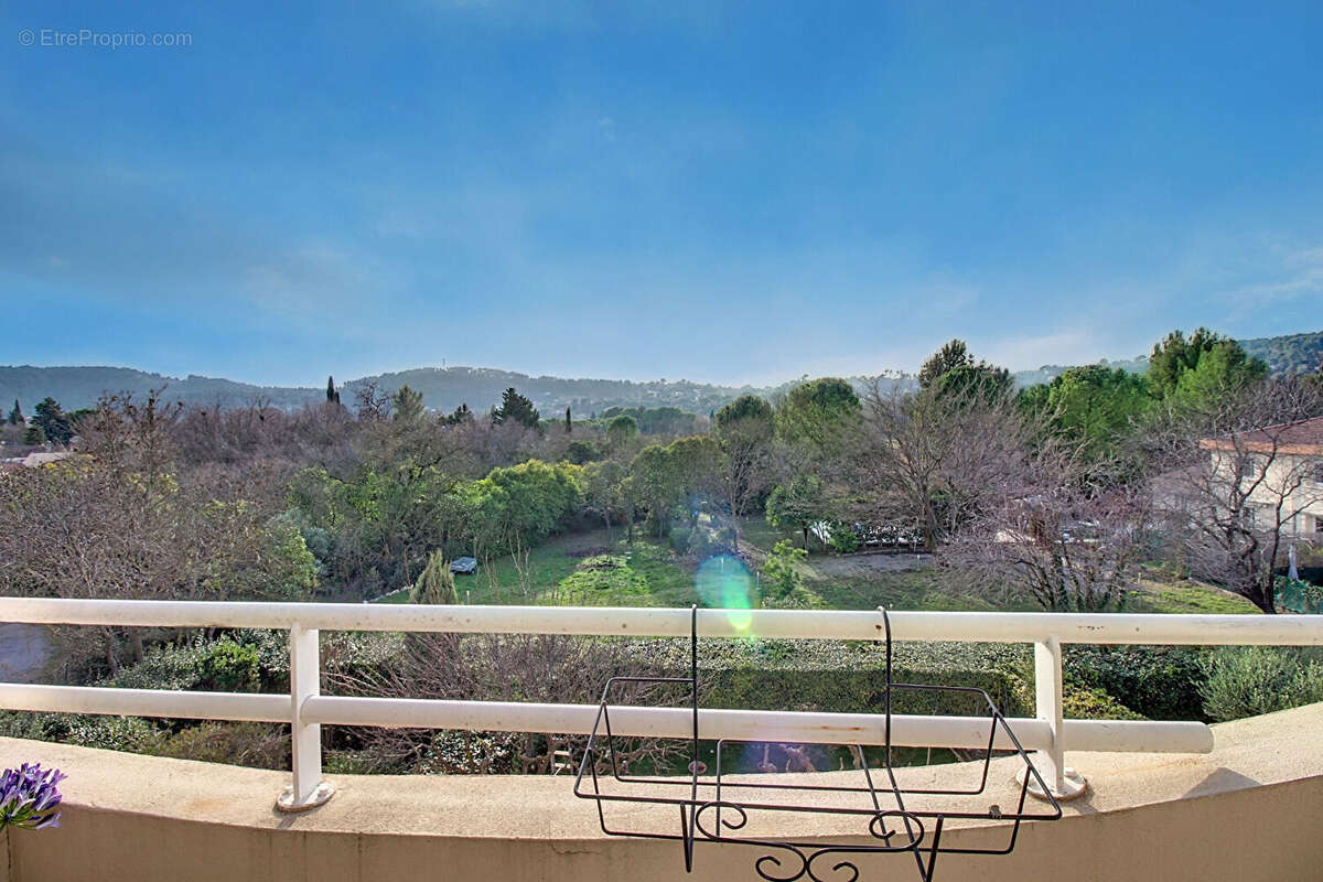 Appartement à DRAGUIGNAN