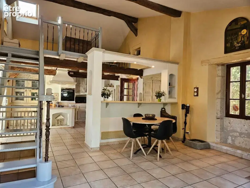 Laroque-Timbaut : Havre de Paix et d'Histoire : Domaine en Pierre du XVIIIe Siècle : Maison de Caractère 310 m² habitables +  dé - photo 5