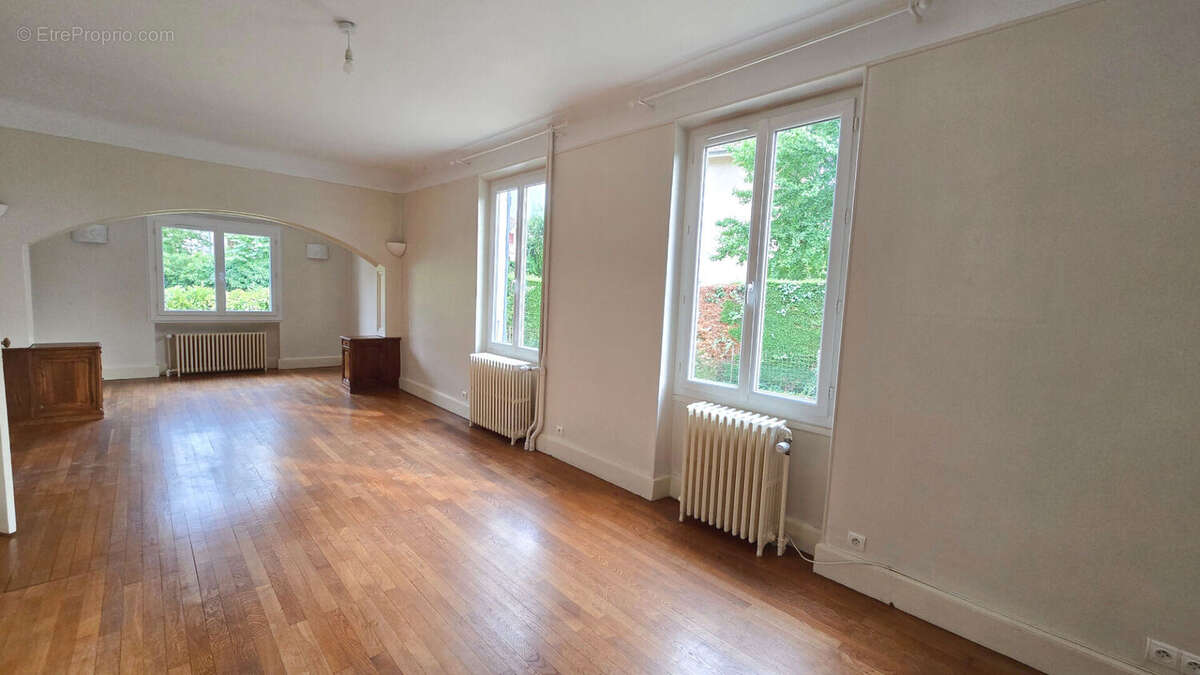 Maison Chambéry  Montjay 6 pièces 150 m2 au calme - photo 2