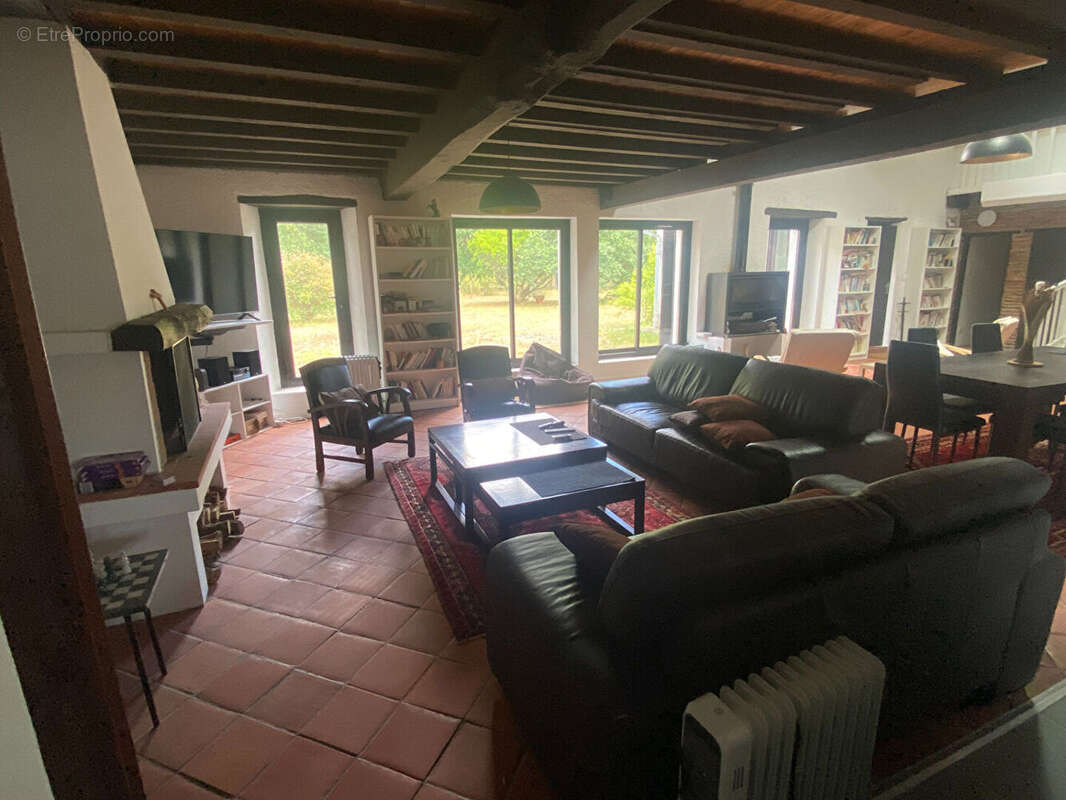 Maison à SAUGNACQ-ET-MURET