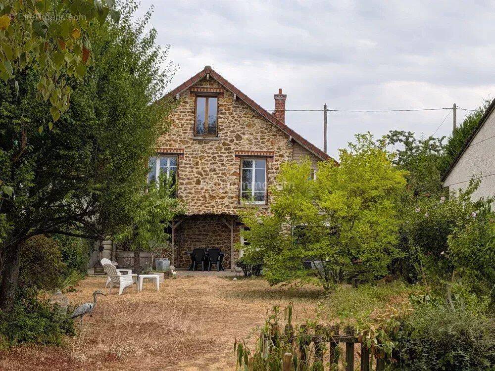 Maison à CHAMPS-SUR-MARNE