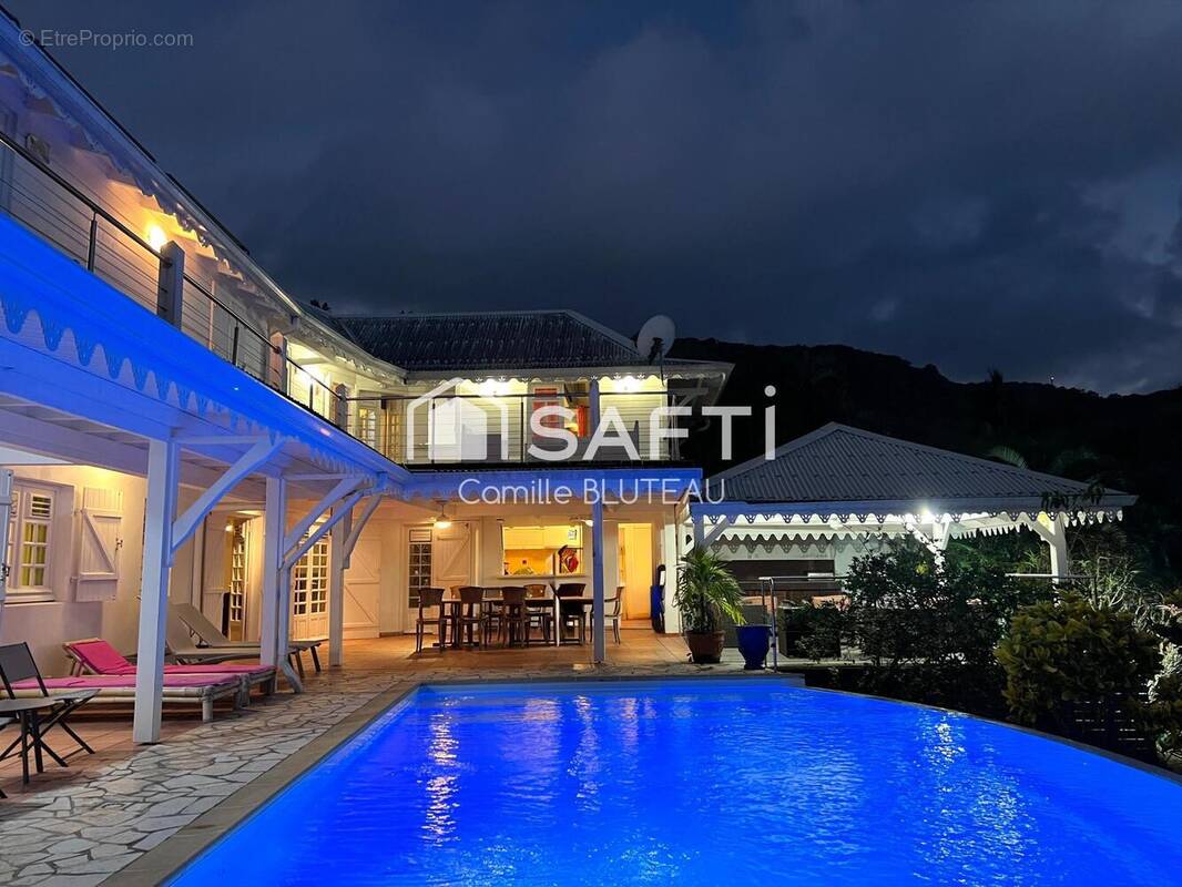 Photo 1 - Maison à LES TROIS-ILETS