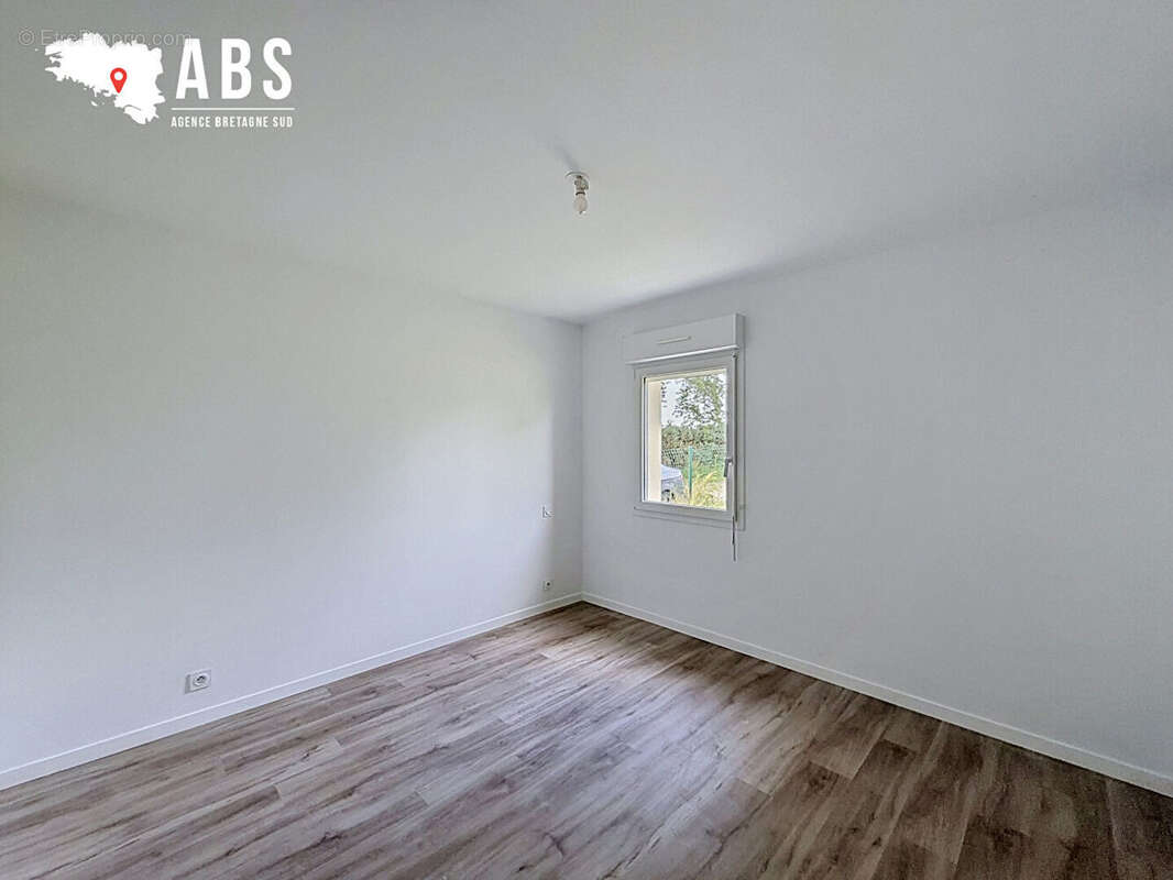 Maison 113 m² à Nivillac  - photo 8
