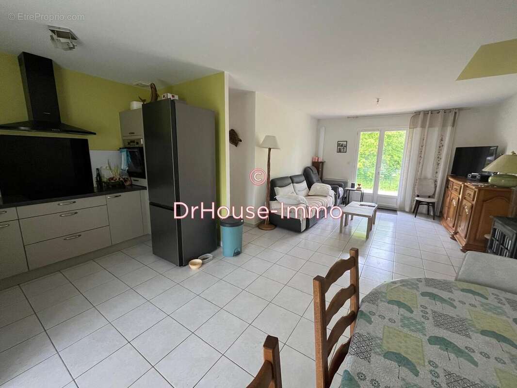 Maison à SAINT-LAURENT-DES-VIGNES