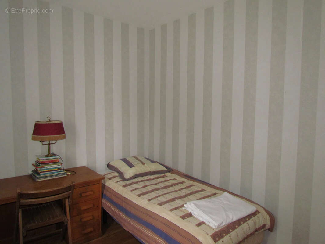 Maison à BERNAC