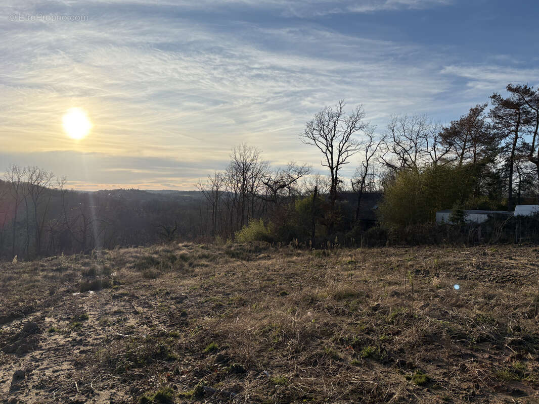 Terrain à BRIVE-LA-GAILLARDE
