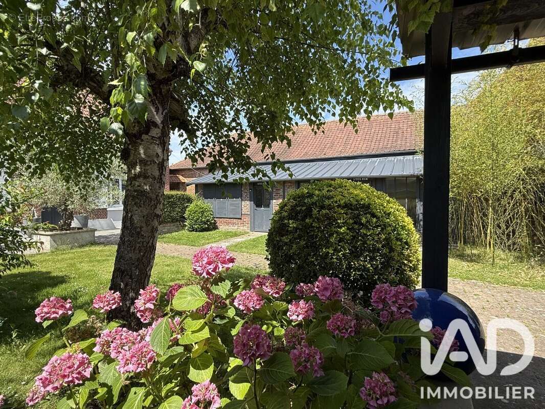 Maison 129 m² à Allonville  - photo 2