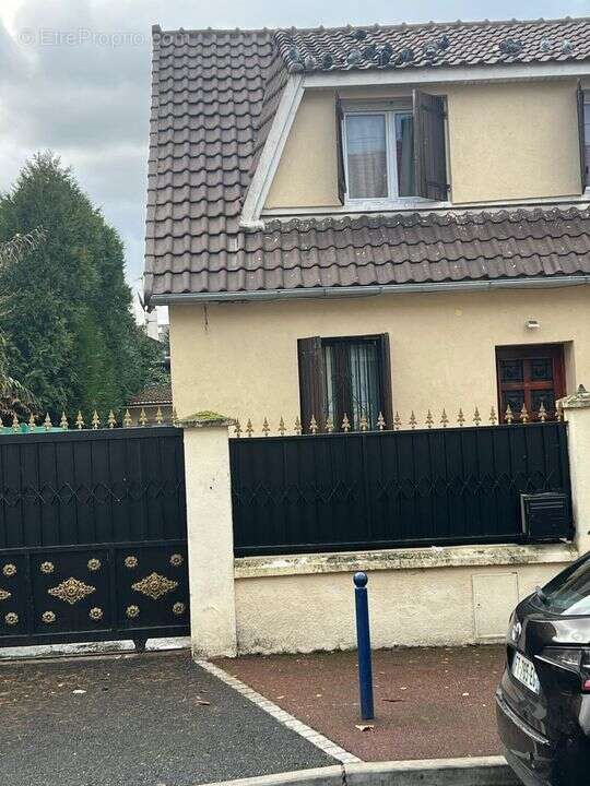 Maison à DRANCY