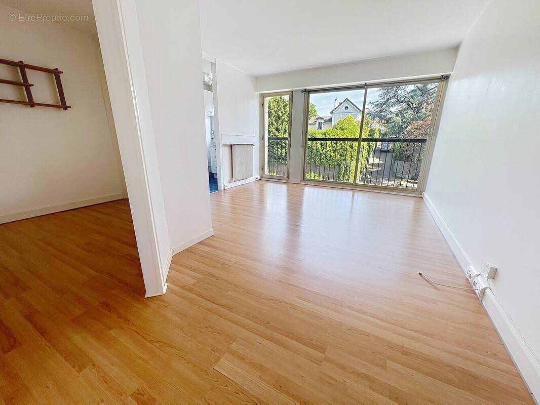 Appartement à GARCHES