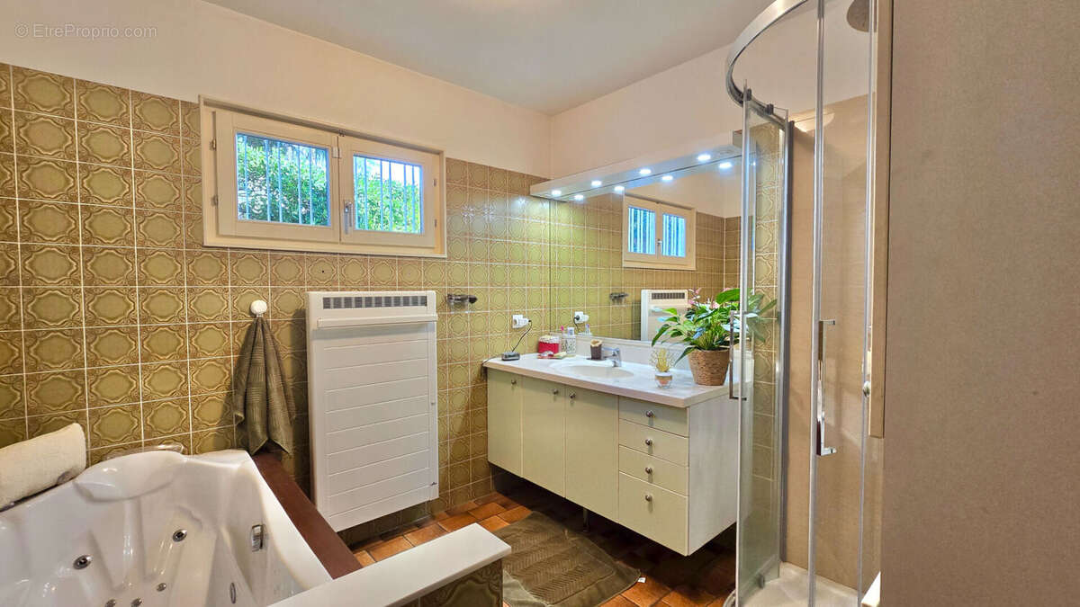 Maison à ATHIS-MONS