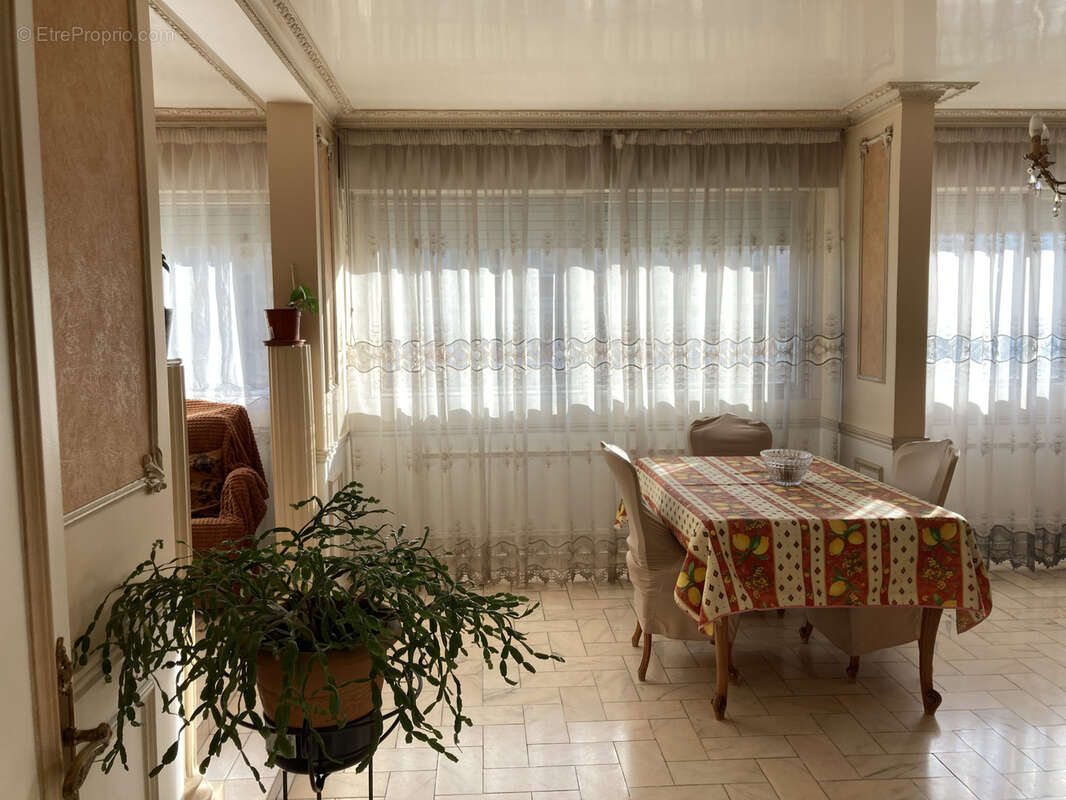 Appartement à SARCELLES