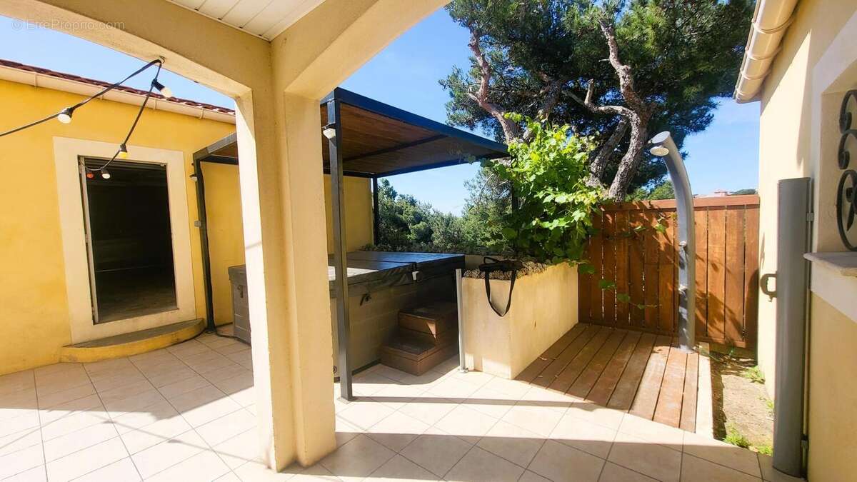 Photo 6 - Maison à MARSEILLE-15E