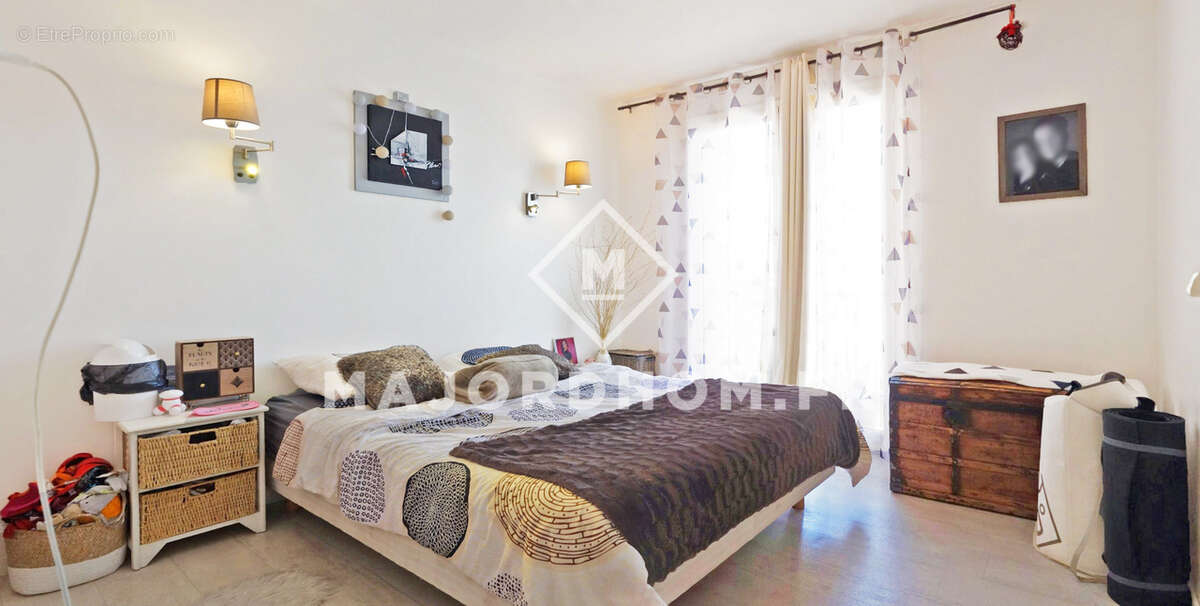 Appartement à MARSEILLE-7E