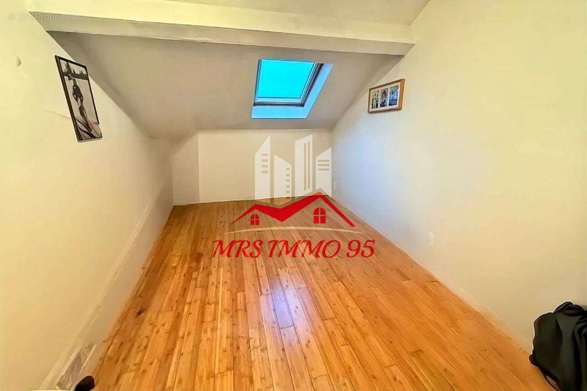 Maison à CHAUMONTEL