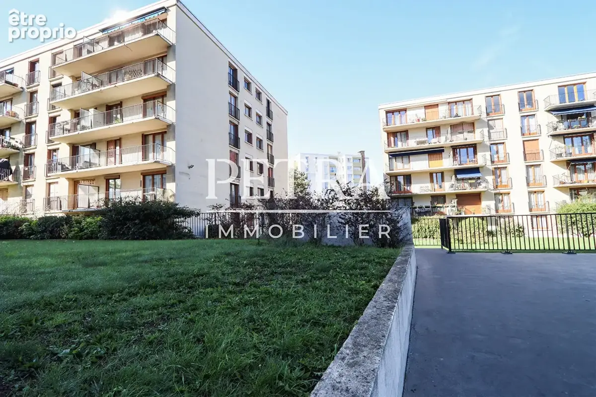 Appartement 4 pieces - fresnes - balcons - box - cave - ascenseur - photo 3