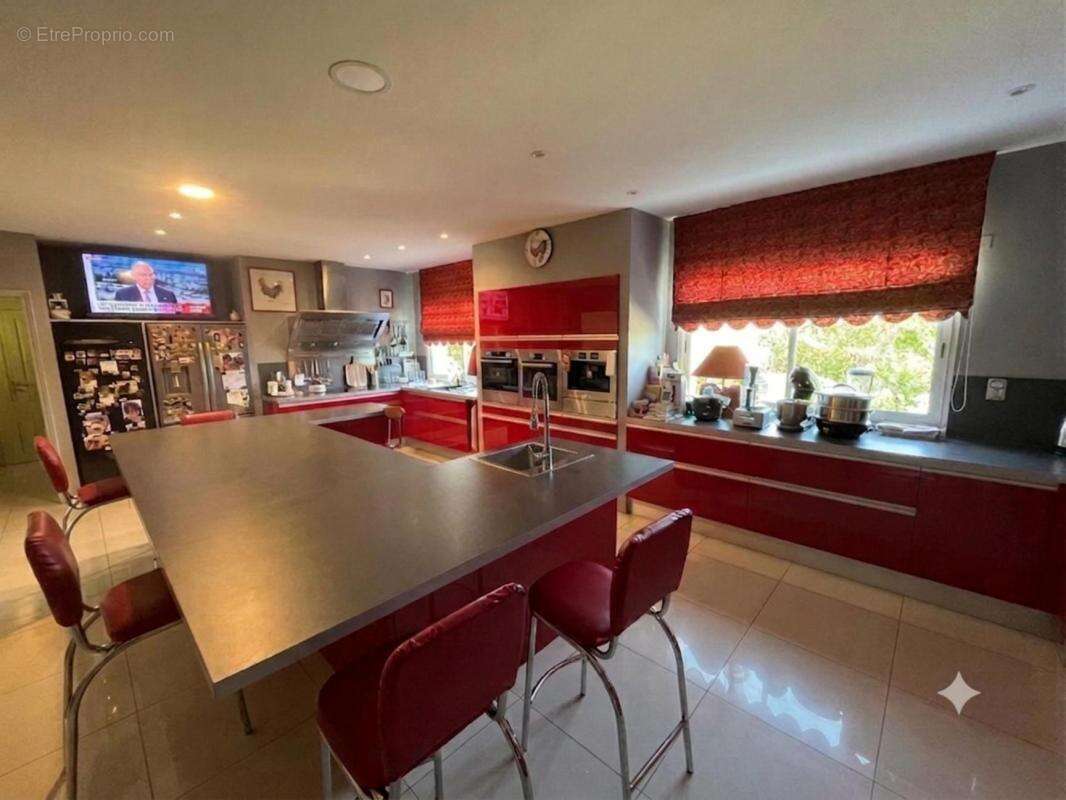 Maison 760 m² à Albi  - photo 10