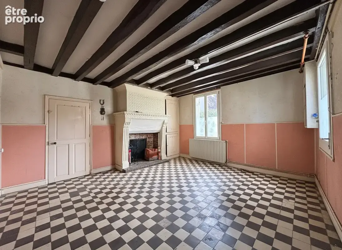 Maison à rénover avec jardin et garage - photo 4
