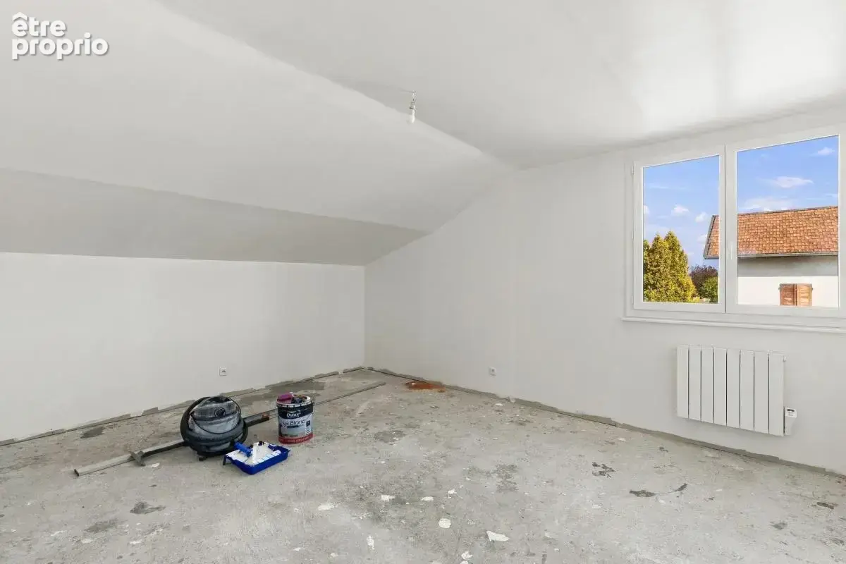 Maison de 8 pièces de 200 m² à Challonges - photo 22