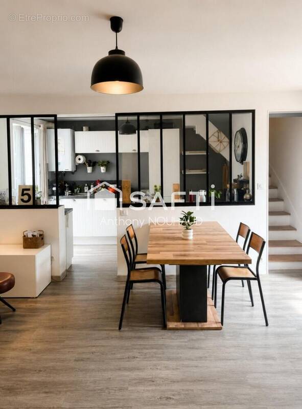 Photo 1 - Maison à BOURG-CHARENTE