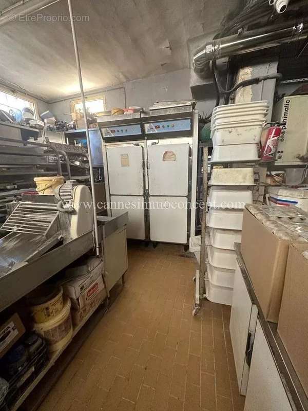 Commerce à MARSEILLE-12E