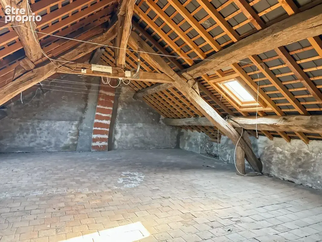  maison de maçon au fort potentiel — tout à pied & jardin   - photo 12
