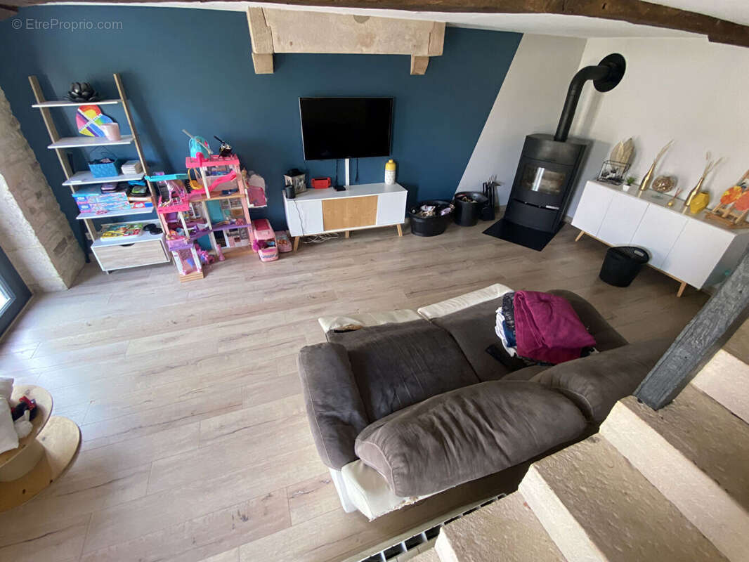 Maison à MONTBELLET