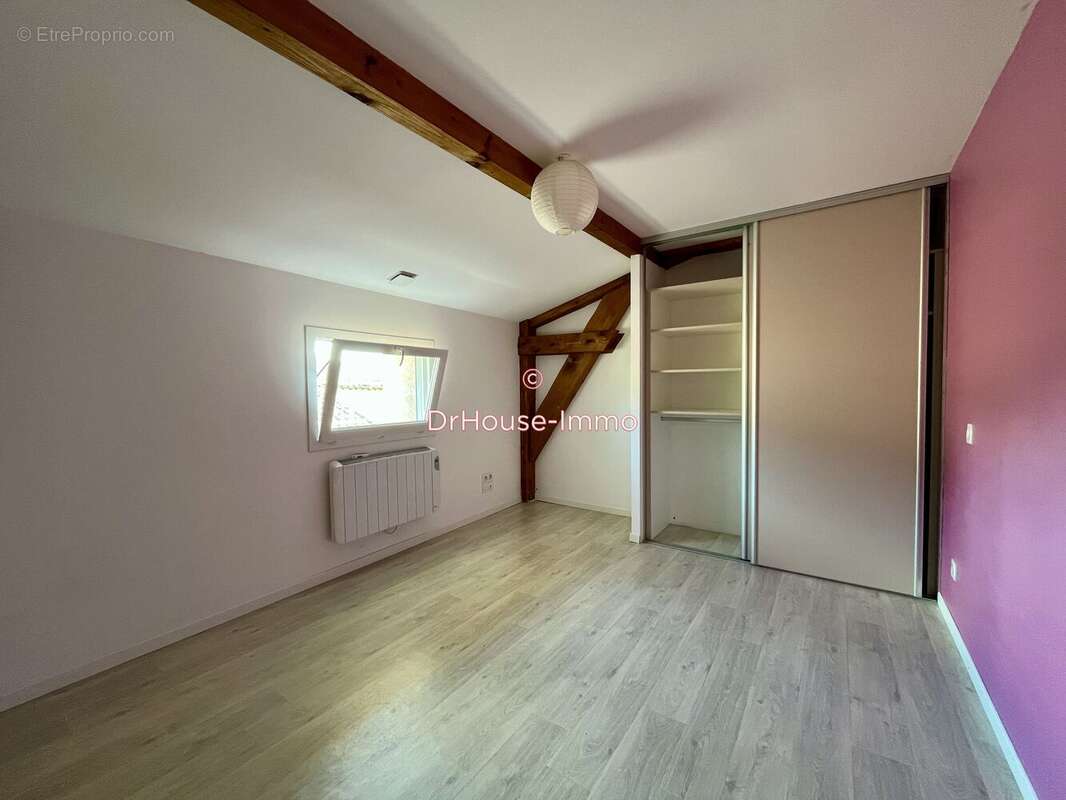 Maison à MONTMERLE-SUR-SAONE