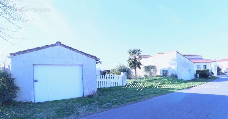 Maison à PUY-DE-SERRE