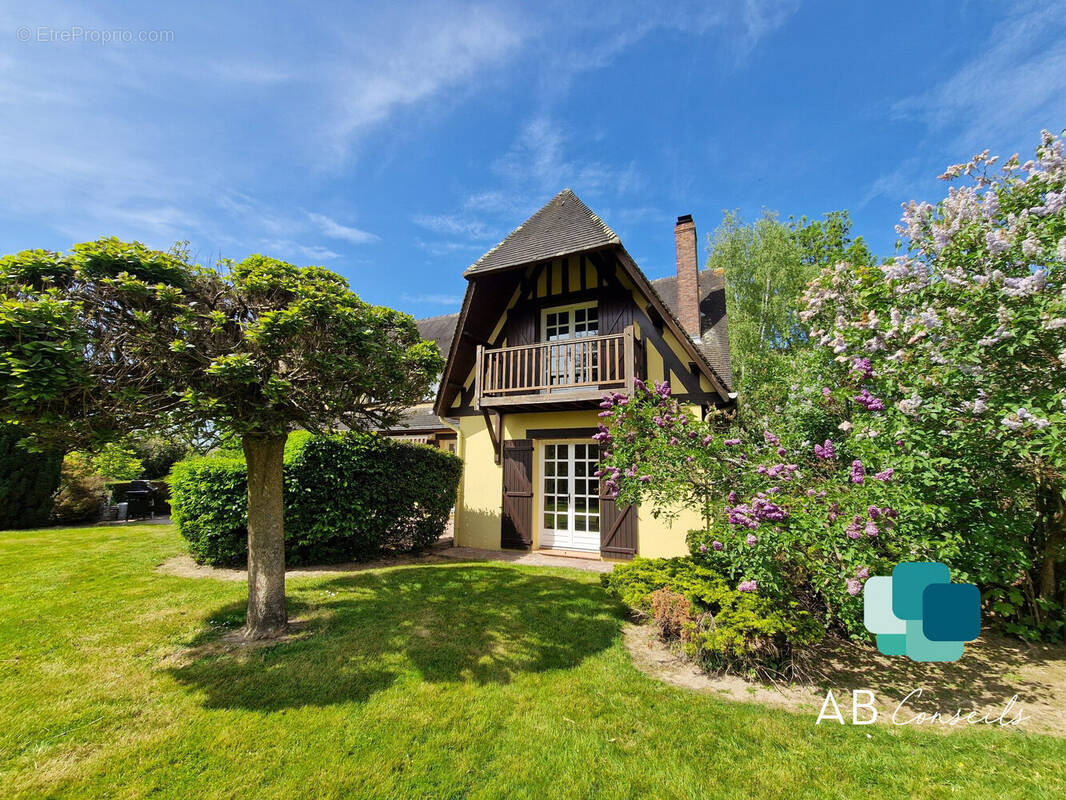 Maison à YVETOT
