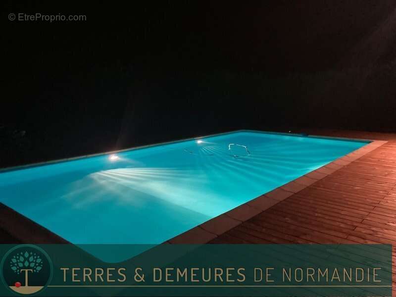 Maison à BONNEVILLE-LA-LOUVET