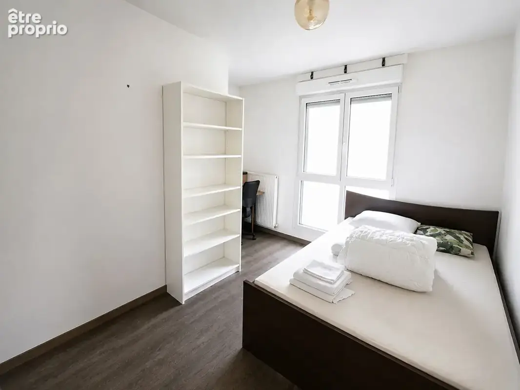 VILLEURBANNE - T3 de 68,24 m² avec balcon et garage - photo 5