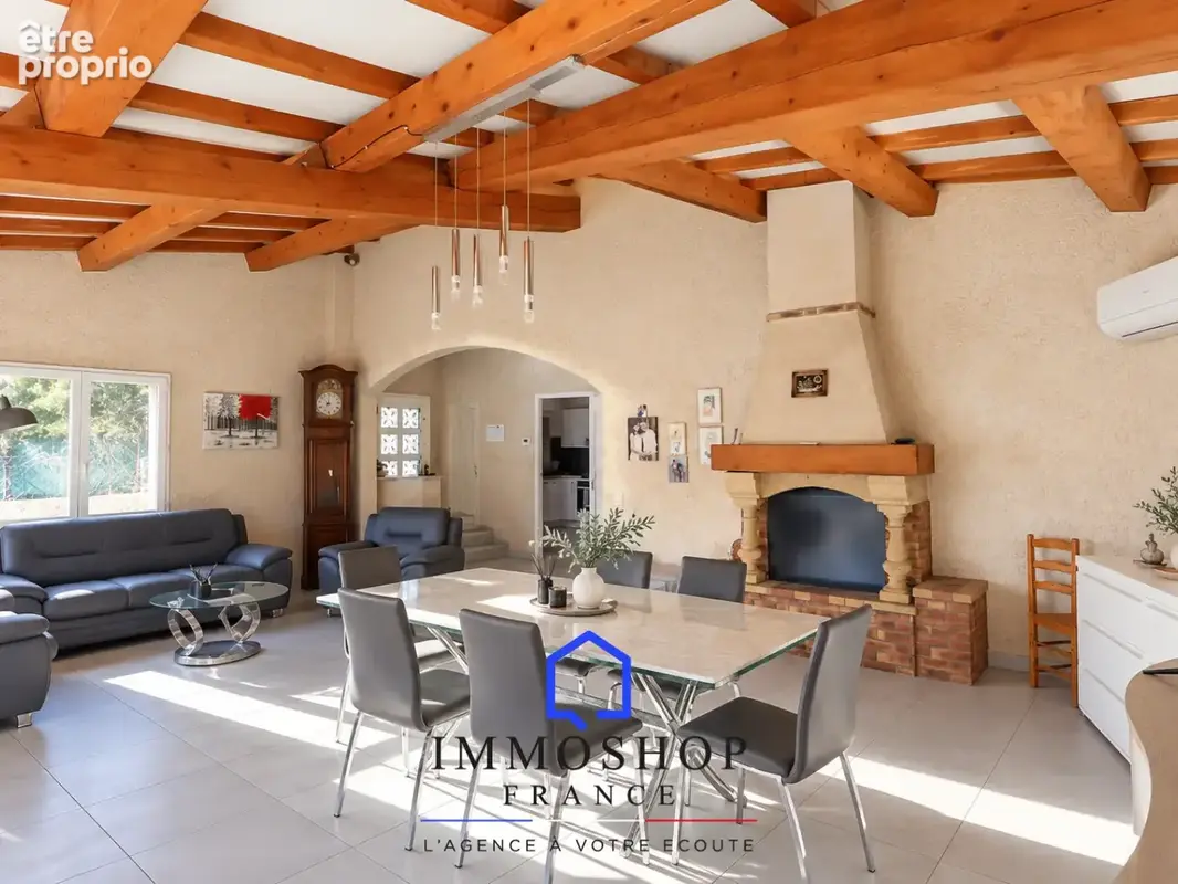 Maison T4 300m2 - Septèmes Les Vallon 13240 - photo 3