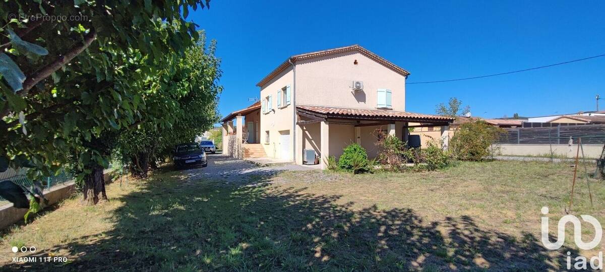 Photo 1 - Maison à SAINT-JULIEN-LES-ROSIERS