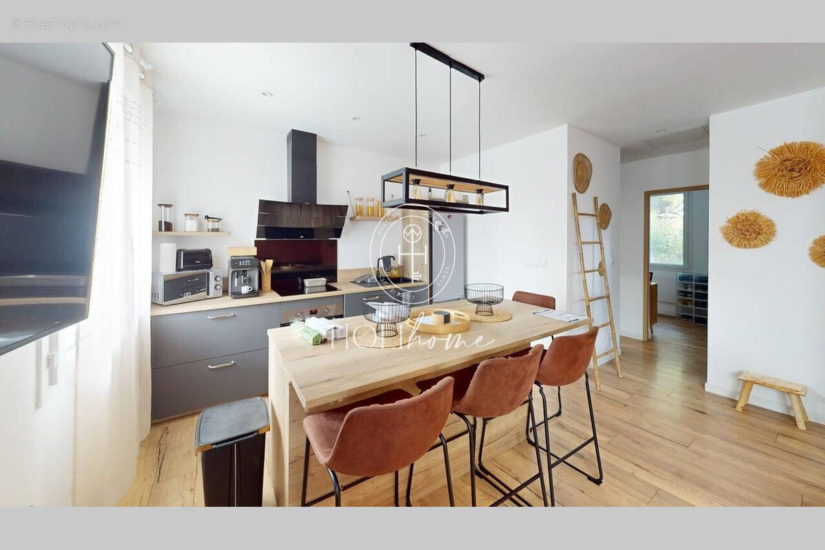 Appartement à TRETS
