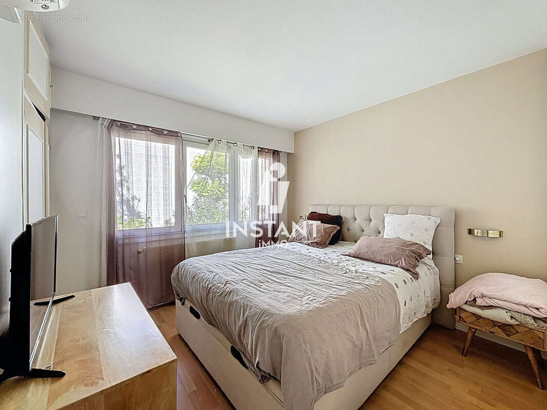 Maison à LES PAVILLONS-SOUS-BOIS