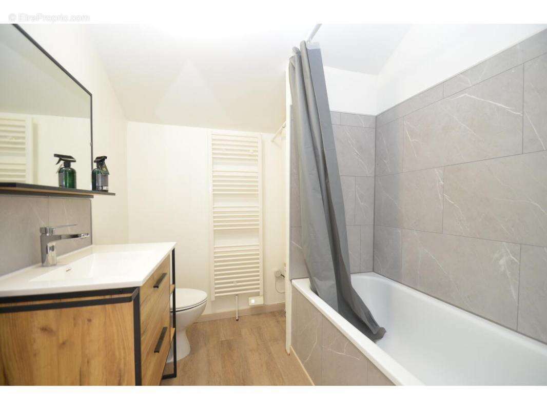 Appartement à MOULIN-NEUF