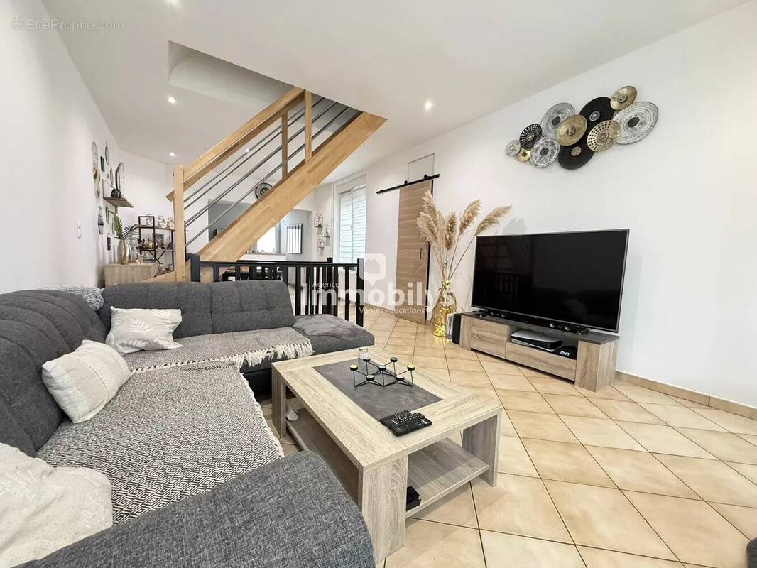 Maison à AUBERCHICOURT