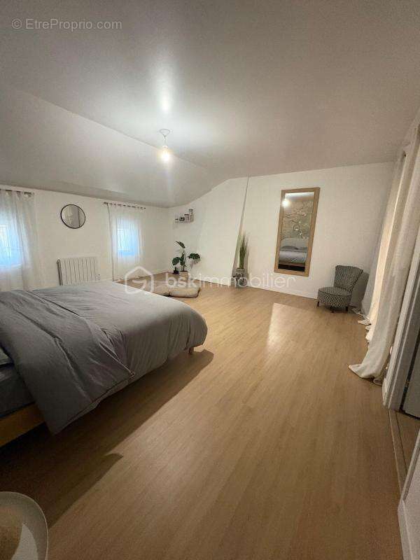 Maison 4 chambres avec garage - photo 9