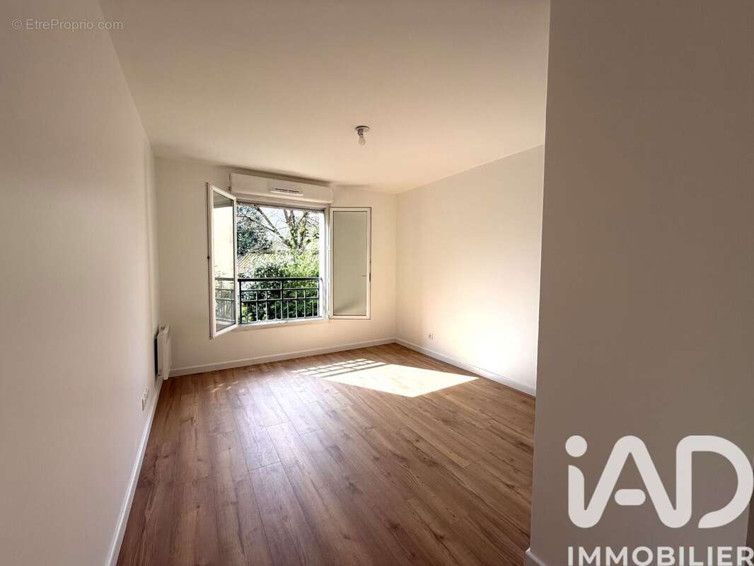 Photo 8 - Appartement à LA QUEUE-EN-BRIE