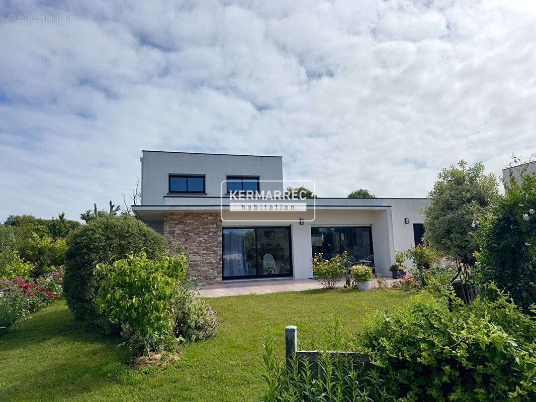 Maison à MEUCON